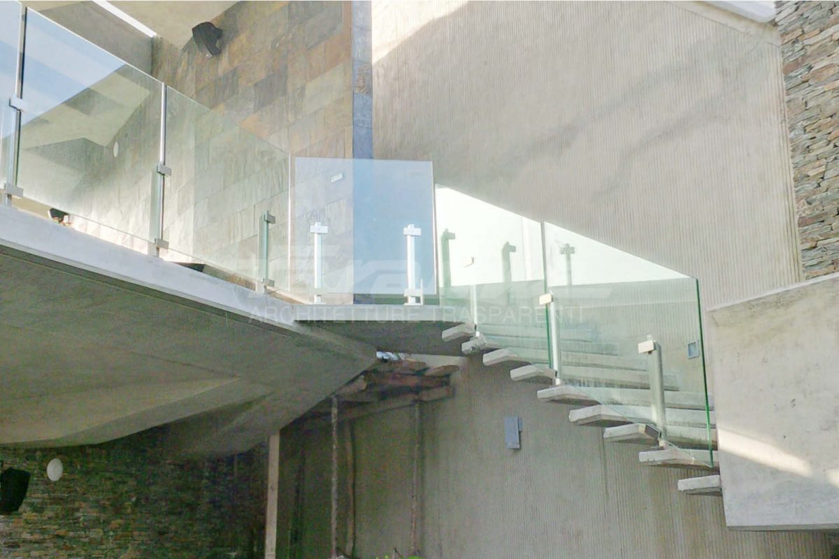 Balustrades glass aluminium Maior Villa Terranova