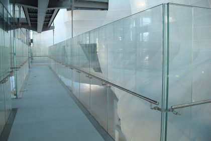Balaustre Ninfa vetro alluminio